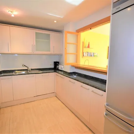 Service - Papiol 1º 1ª Apartment